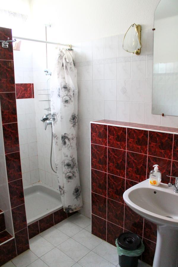 Ibolya Apartmanok Фоньод Экстерьер фото
