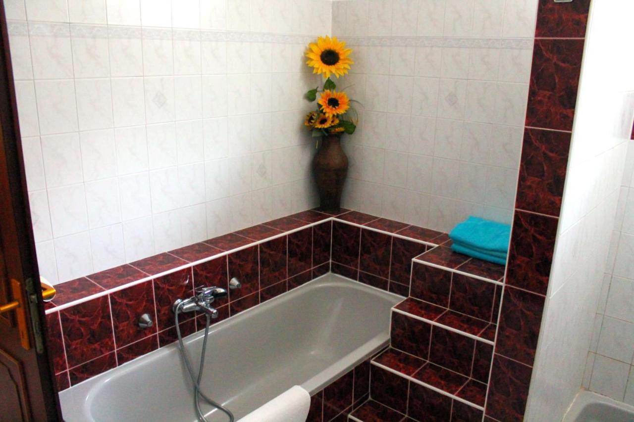 Ibolya Apartmanok Фоньод Экстерьер фото