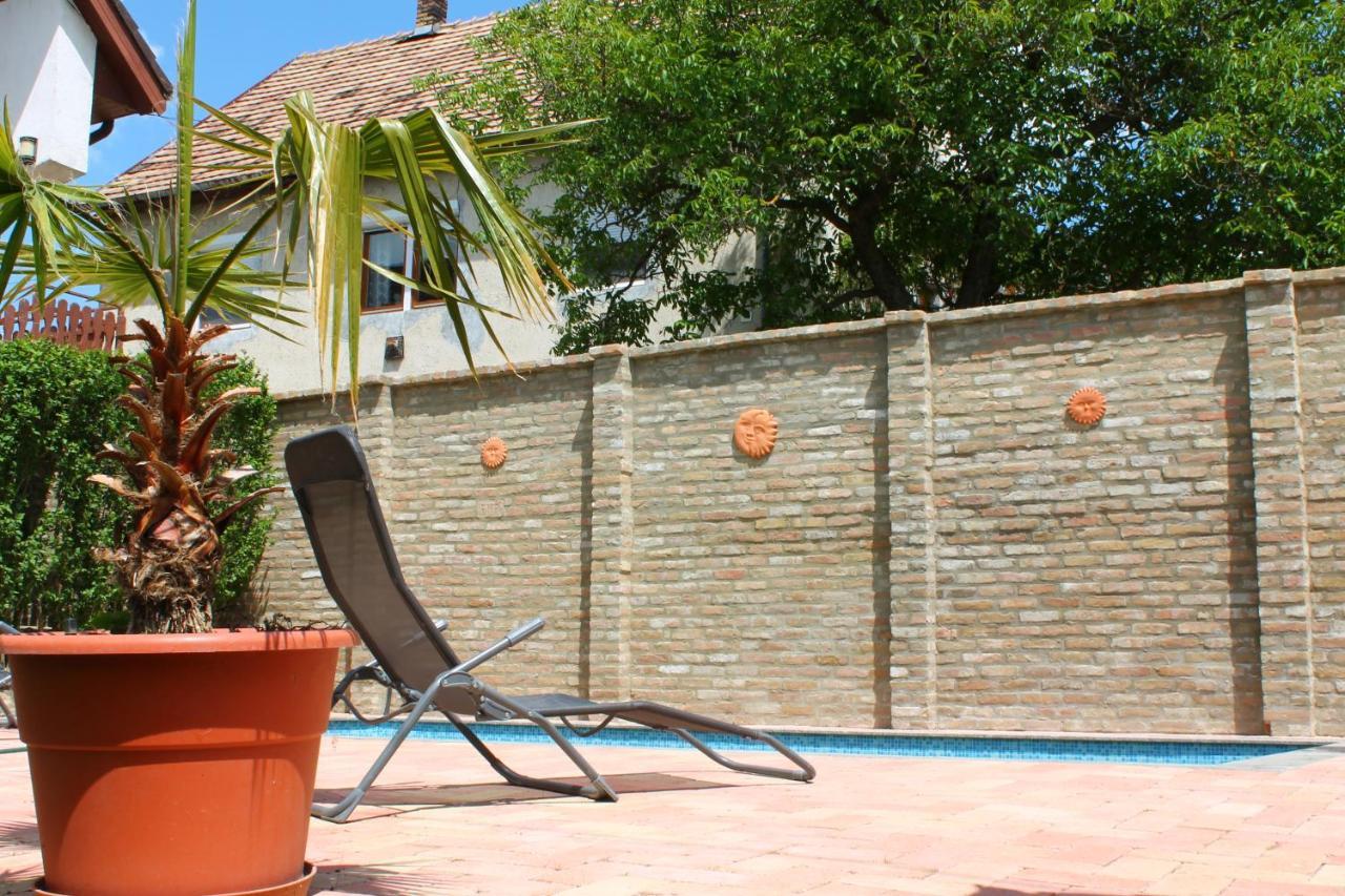 Ibolya Apartmanok Фоньод Экстерьер фото