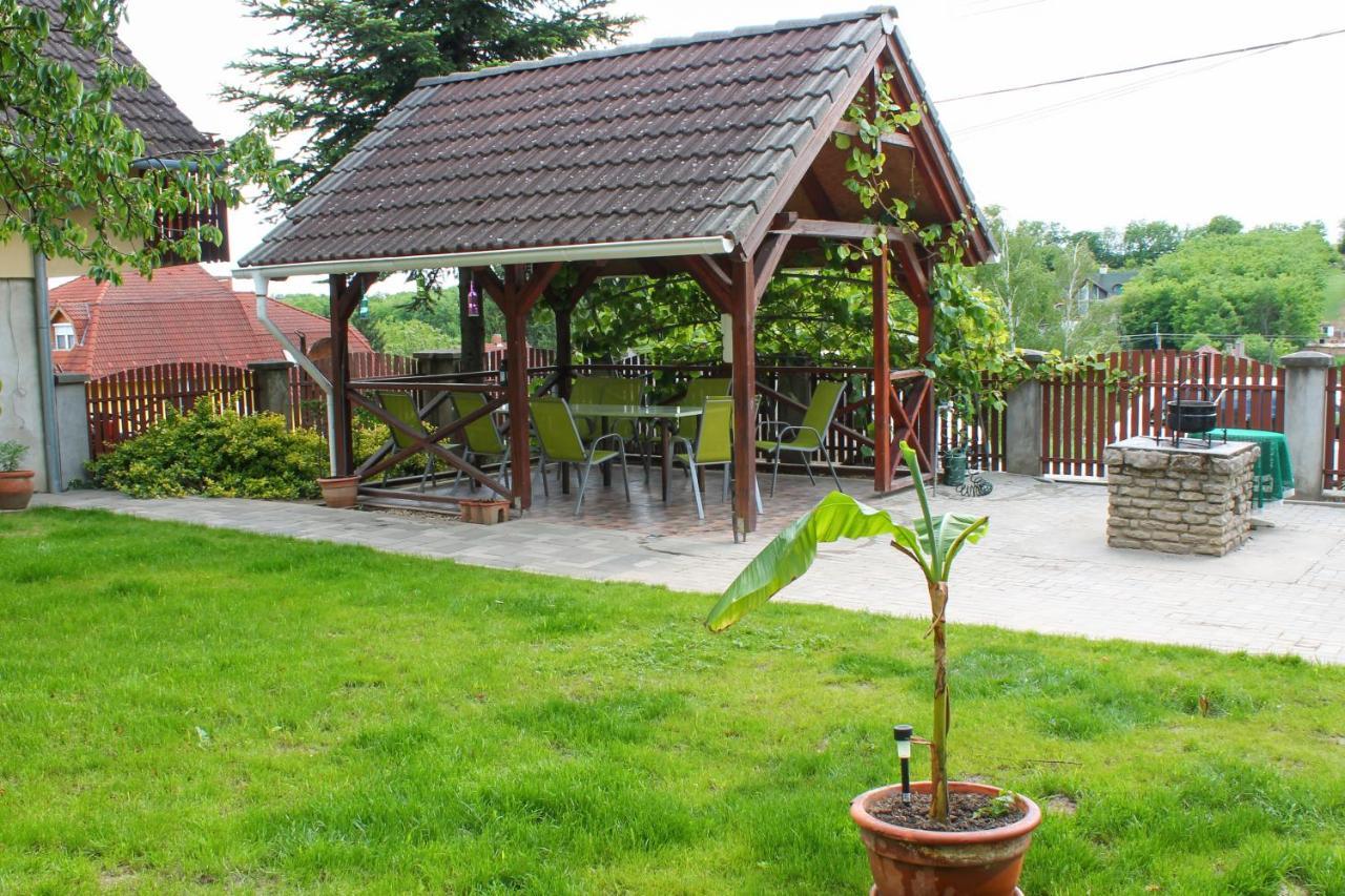 Ibolya Apartmanok Фоньод Экстерьер фото